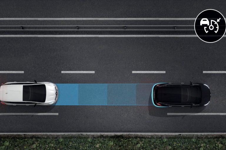 Renault Espace Initiale Paris 2020: immagini ufficiali