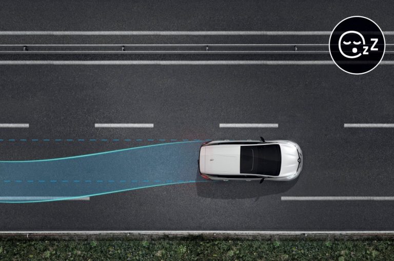 Renault Espace Initiale Paris 2020: immagini ufficiali