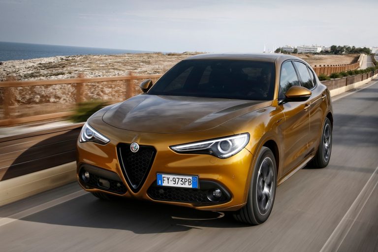 Alfa Romeo Stelvio 2020: immagini ufficiali