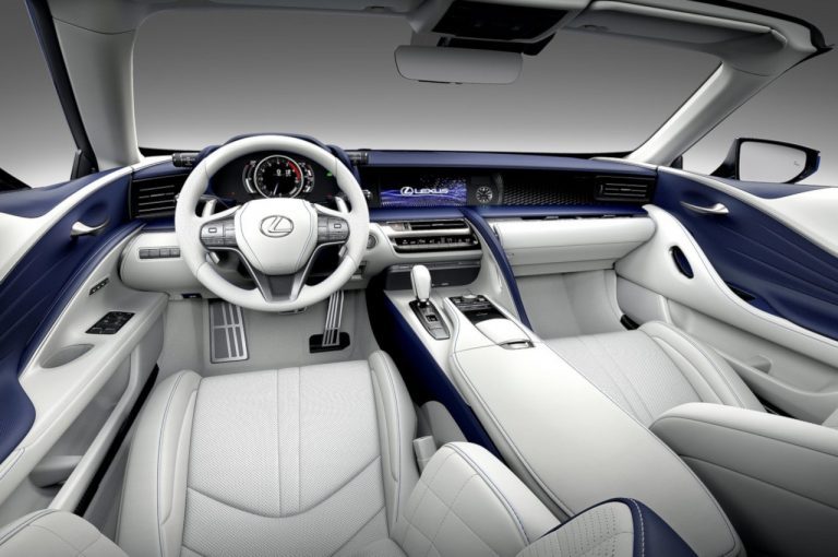 Lexus LC500 Convertible: immagini ufficiali