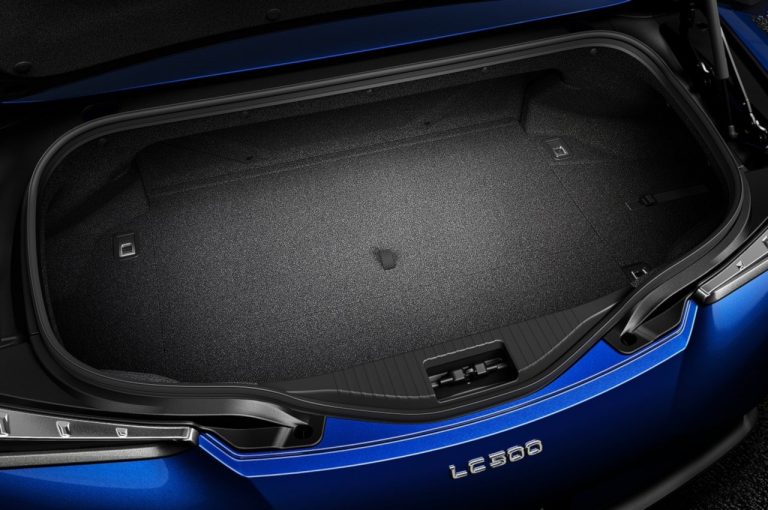 Lexus LC500 Convertible: immagini ufficiali