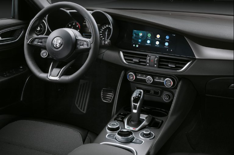 Alfa Romeo Giulia 2020: immagini ufficiali