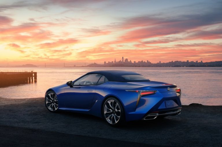 Lexus LC500 Convertible: immagini ufficiali
