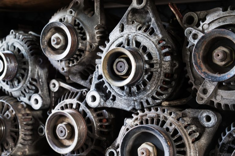 Alternatore auto guasto: le immagini