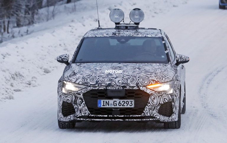 Audi A3 ed S3 berlina: le foto spia