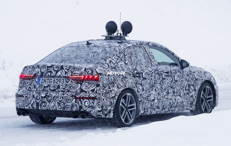 Audi A3 ed S3 berlina: le foto spia