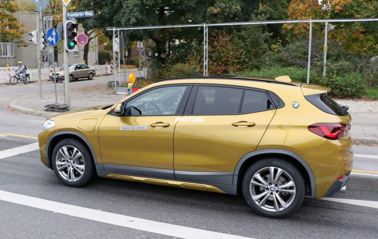 Bmw X2 ibrida plug-in: le foto spia