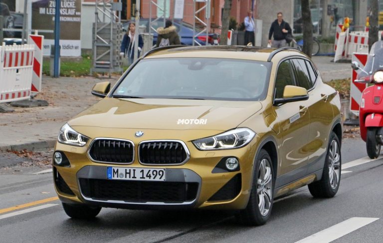 BMW X2 PHEV foto spia