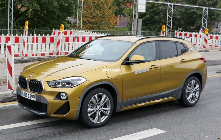 Bmw X2 ibrida plug-in: le foto spia