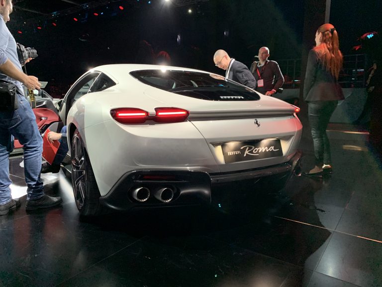Tutte le foto della nuova Ferrari Roma
