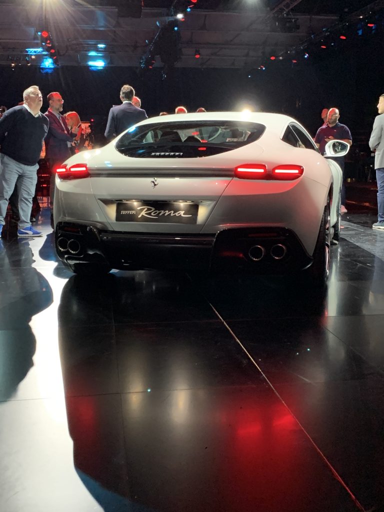 Tutte le foto della nuova Ferrari Roma