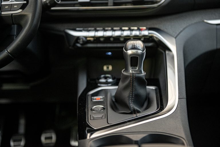 Peugeot 3008 1.5 Bluehdi 130 EAT8 GTLine: la prova su strada