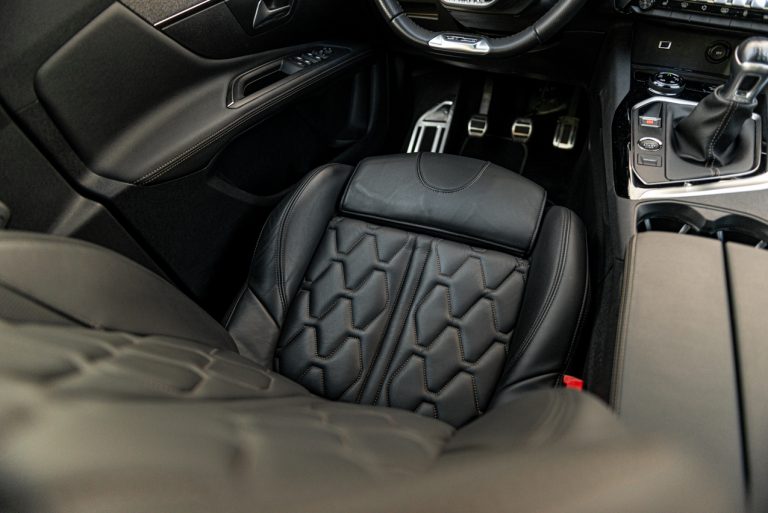 Peugeot 3008 1.5 Bluehdi 130 EAT8 GTLine: la prova su strada