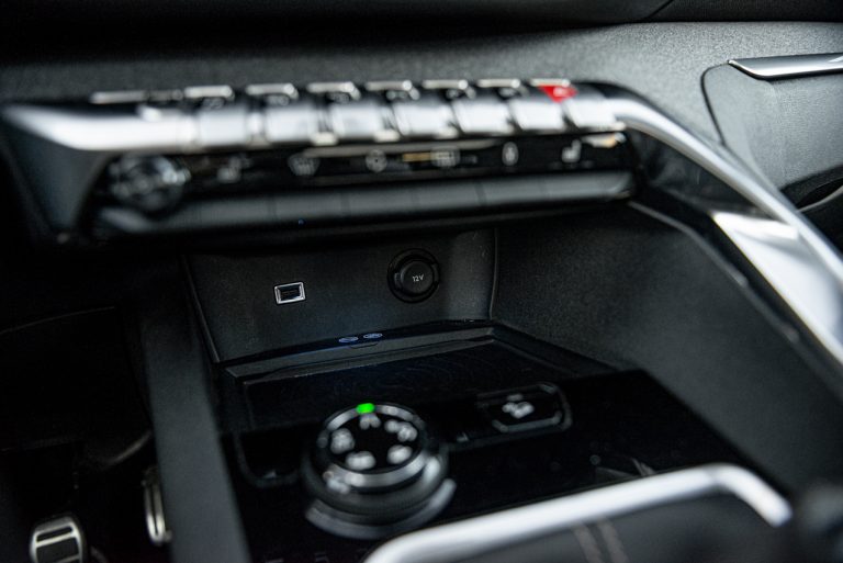 Peugeot 3008 1.5 Bluehdi 130 EAT8 GTLine: la prova su strada