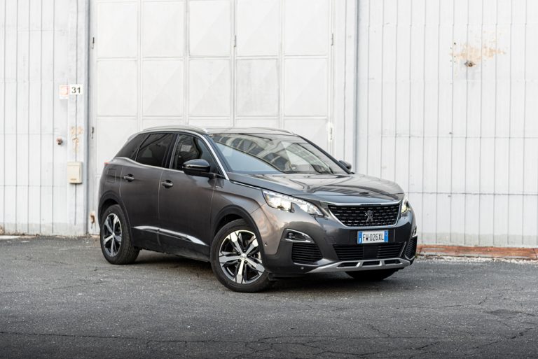 Peugeot 3008 1.5 Bluehdi 130 EAT8 GTLine: la prova su strada