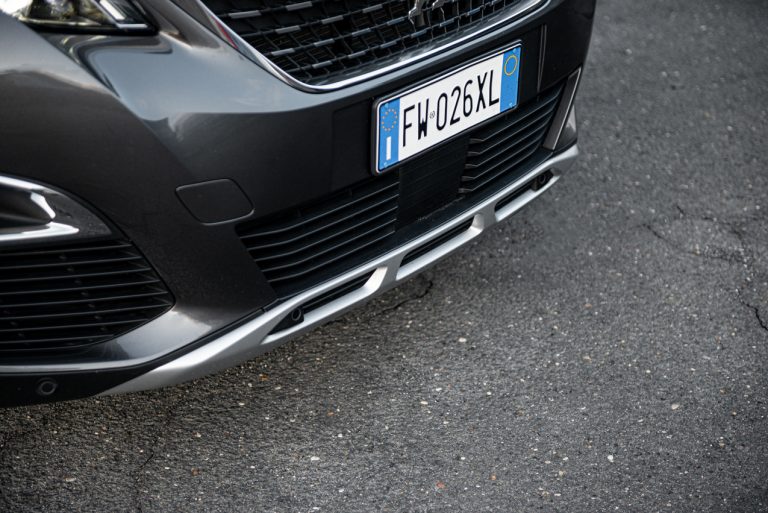Peugeot 3008 1.5 Bluehdi 130 EAT8 GTLine: la prova su strada