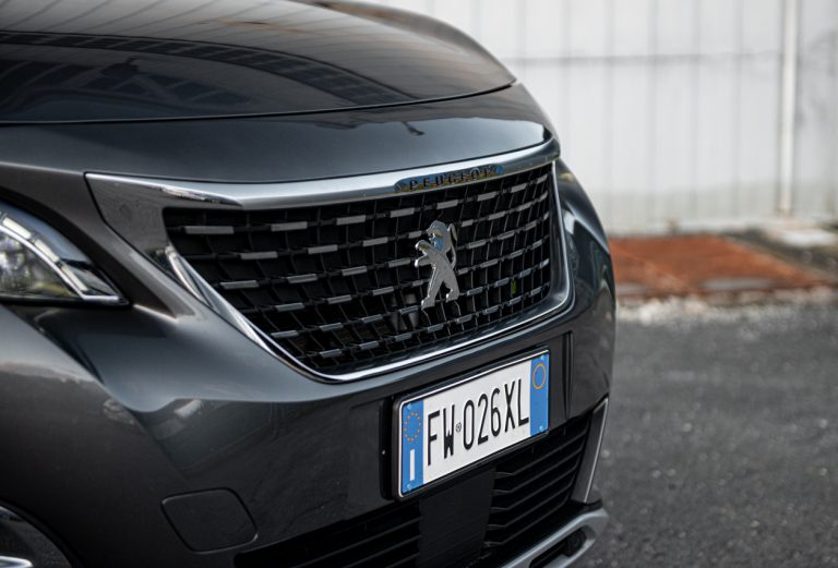 Peugeot 3008 1.5 Bluehdi 130 EAT8 GTLine: la prova su strada