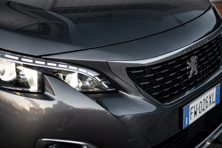 Peugeot 3008 1.5 Bluehdi 130 EAT8 GTLine: la prova su strada