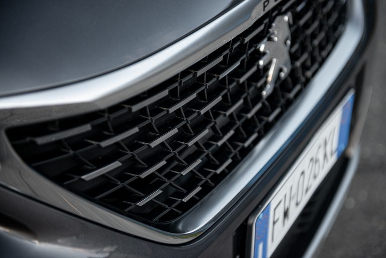 Peugeot 3008 1.5 Bluehdi 130 EAT8 GTLine: la prova su strada