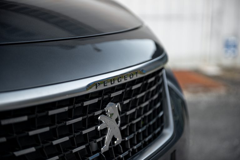 Peugeot 3008 1.5 Bluehdi 130 EAT8 GTLine: la prova su strada