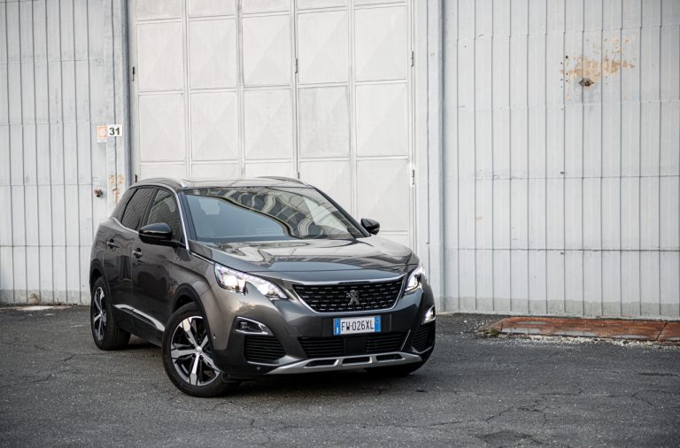Peugeot 3008 1.5 Bluehdi 130 EAT8 GTLine: la prova su strada