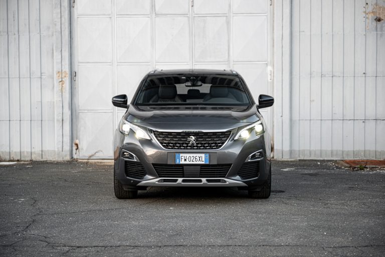 Peugeot 3008 1.5 Bluehdi 130 EAT8 GTLine: la prova su strada