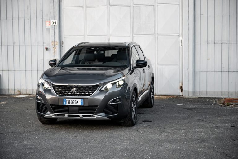 Peugeot 3008 1.5 Bluehdi 130 EAT8 GTLine: la prova su strada