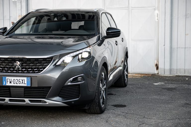 Peugeot 3008 1.5 Bluehdi 130 EAT8 GTLine: la prova su strada