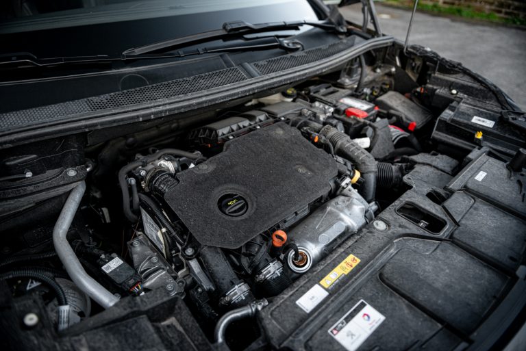 Peugeot 3008 1.5 Bluehdi 130 EAT8 GTLine: la prova su strada