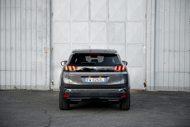 Peugeot 3008 1.5 Bluehdi 130 EAT8 GTLine: la prova su strada