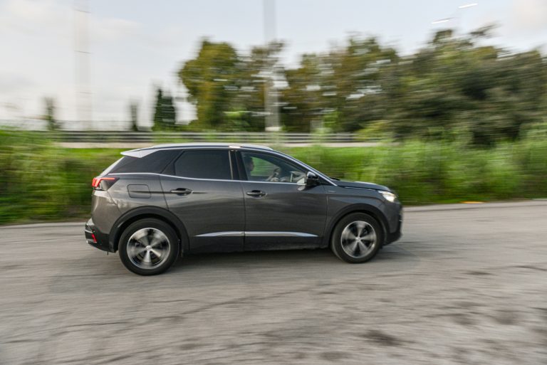 Peugeot 3008 1.5 Bluehdi 130 EAT8 GTLine: la prova su strada