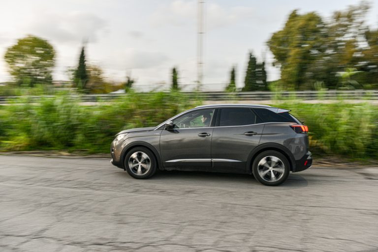 Peugeot 3008 1.5 Bluehdi 130 EAT8 GTLine: la prova su strada