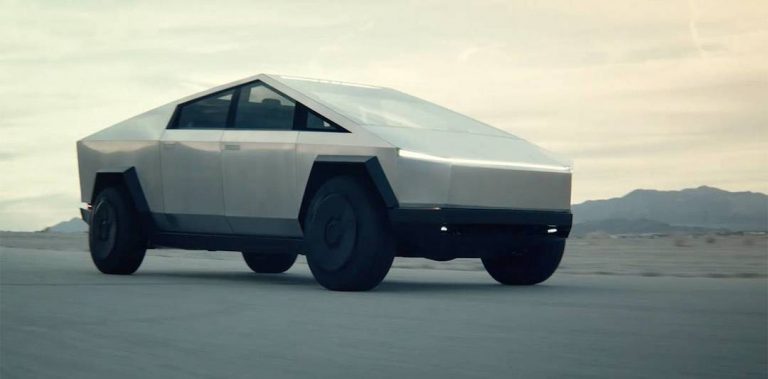 Tesla Cybertrack: pick-up spaziale
