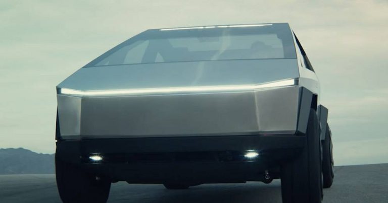 Tesla Cybertrack: pick-up spaziale