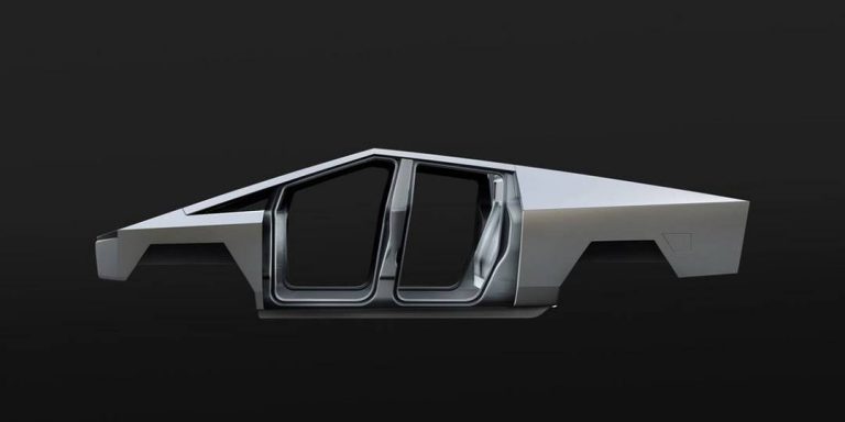 Tesla Cybertrack: pick-up spaziale
