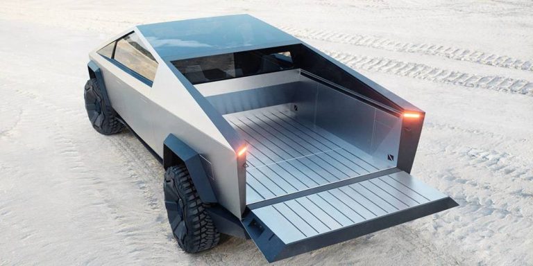 Tesla Cybertrack: pick-up spaziale