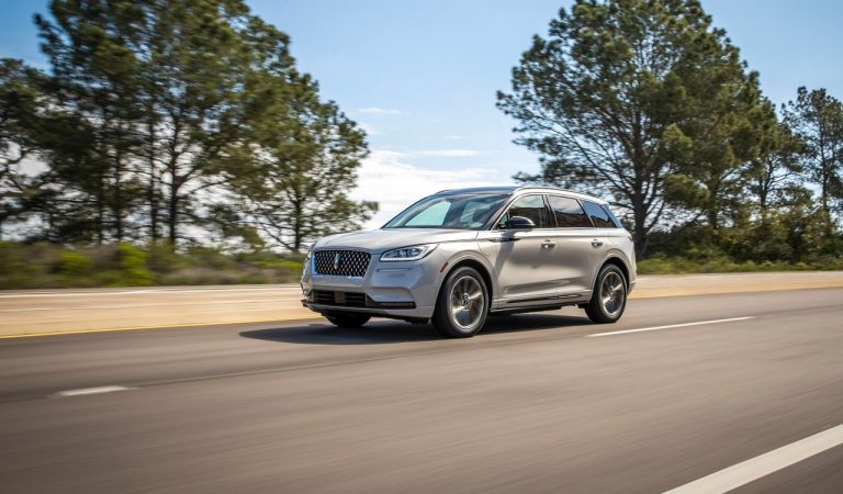 Lincoln Corsair Grand Touring: foto ufficiali