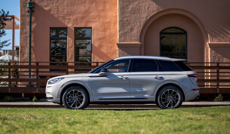 Lincoln Corsair Grand Touring: foto ufficiali