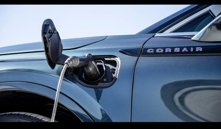 Lincoln Corsair Grand Touring: foto ufficiali