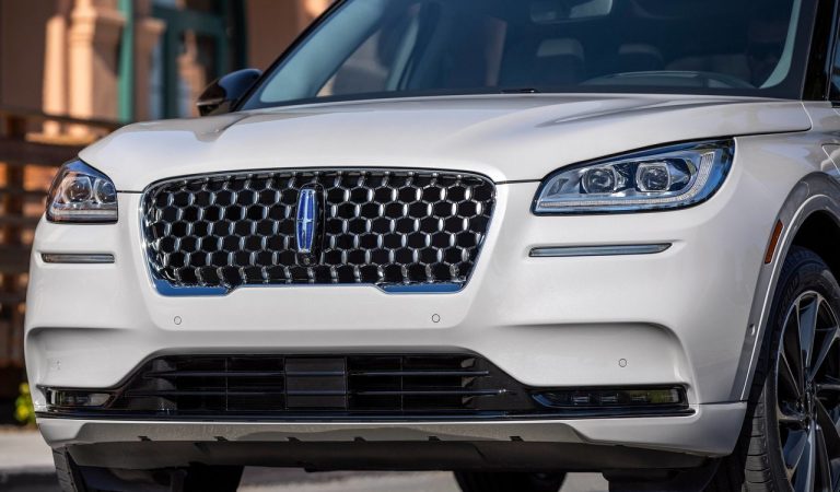 Lincoln Corsair Grand Touring: foto ufficiali