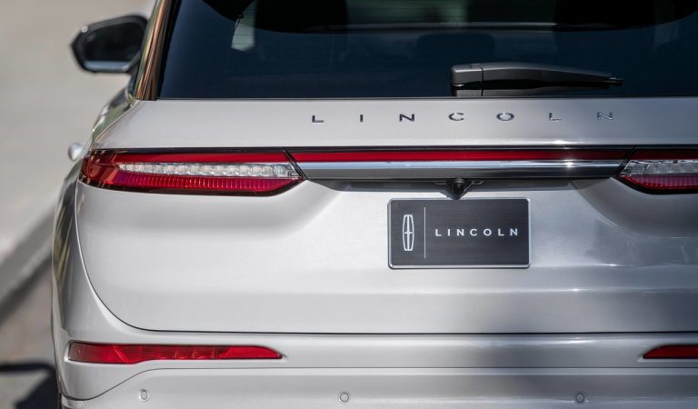 Lincoln Corsair Grand Touring: foto ufficiali