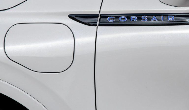 Lincoln Corsair Grand Touring: foto ufficiali