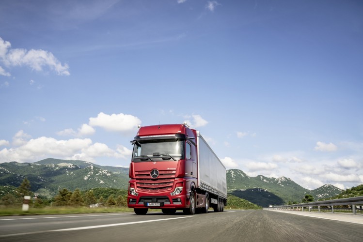 Mercedes Actros è International Truck of the Year 2020: foto ufficiali