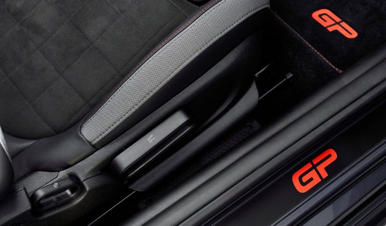 Mini John Cooper Works GP 2020: nuove foto ufficiali