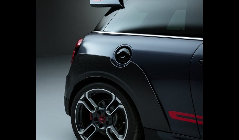 Mini John Cooper Works GP 2020: nuove foto ufficiali