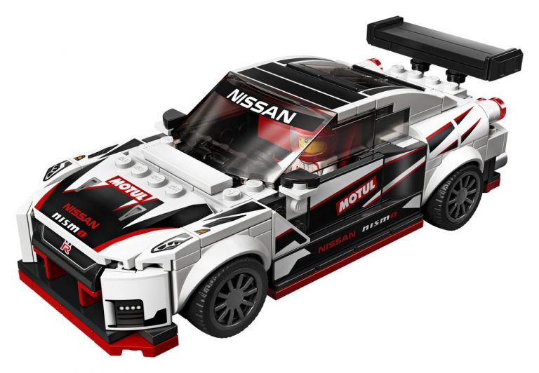 Nissan GT-R Nismo by LEGO: immagini ufficiali
