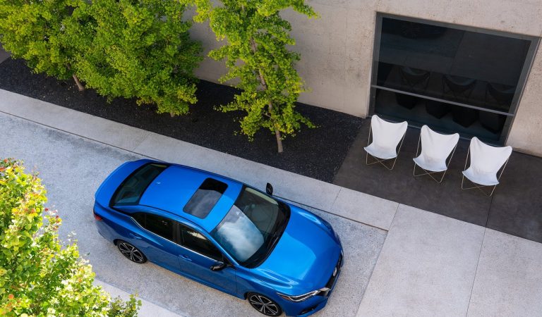 Nissan Sentra: foto ufficiali