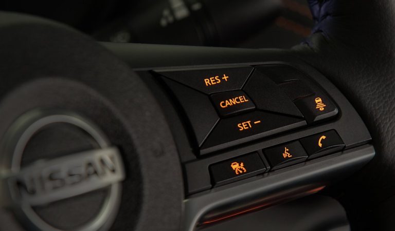 Nissan Sentra: foto ufficiali