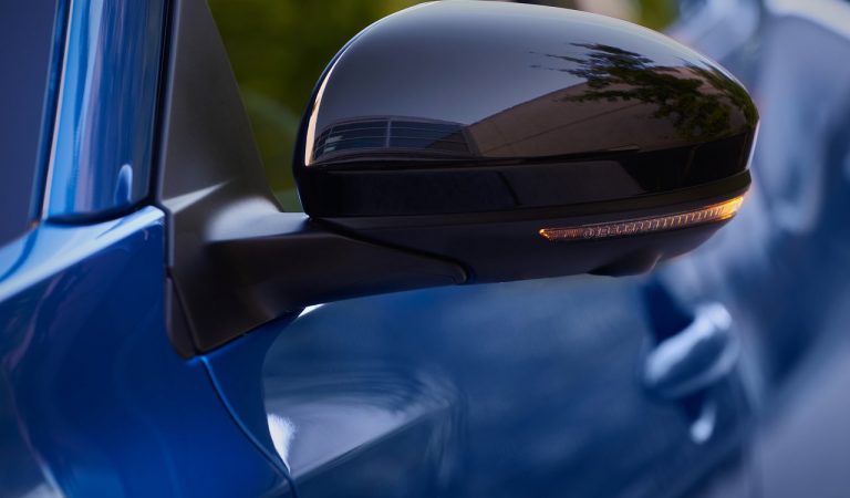 Nissan Sentra: foto ufficiali