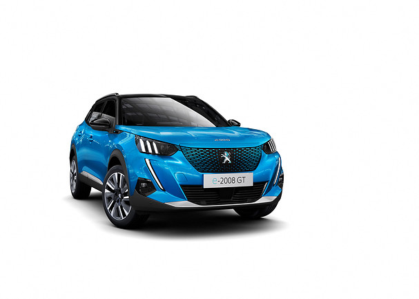 Nuova Peugeot 2008: nuove foto ufficiali